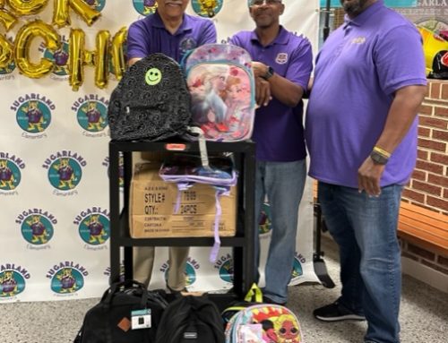 Sigma Mu Mu Chapter Donates More than 150 Backpacks and Cash to Loudoun County Public Schools